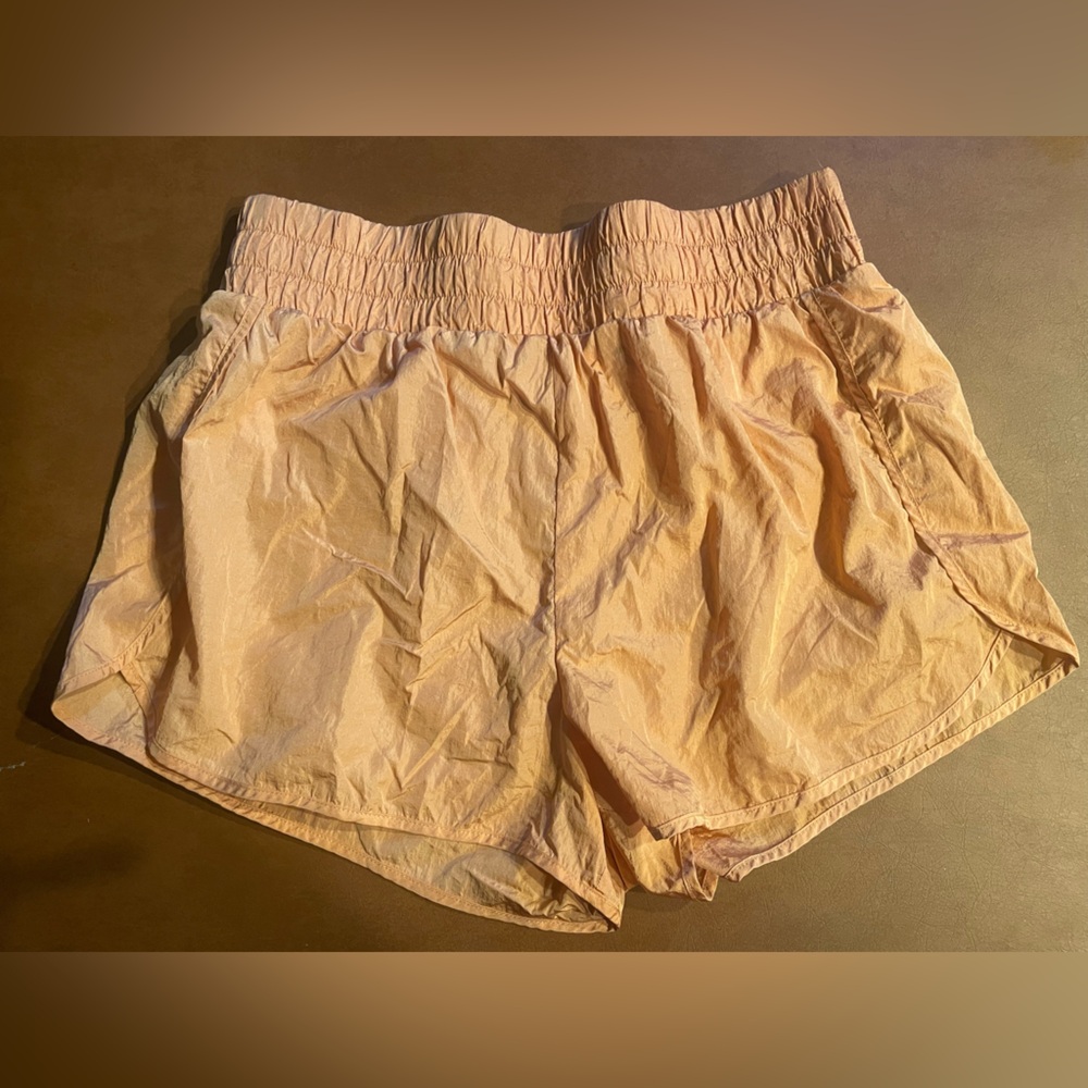 Peach SO Elastic Waist Shorts